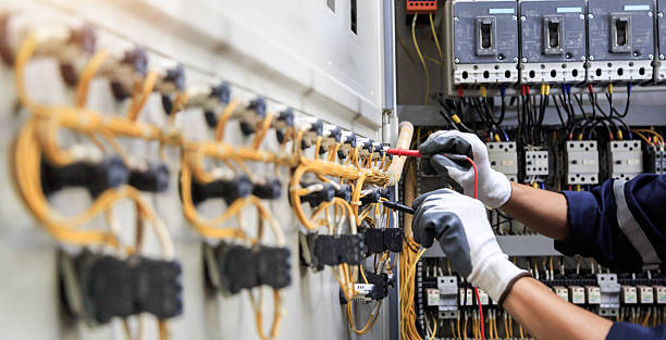 Professional Electrician technician working in St. Simons, GA